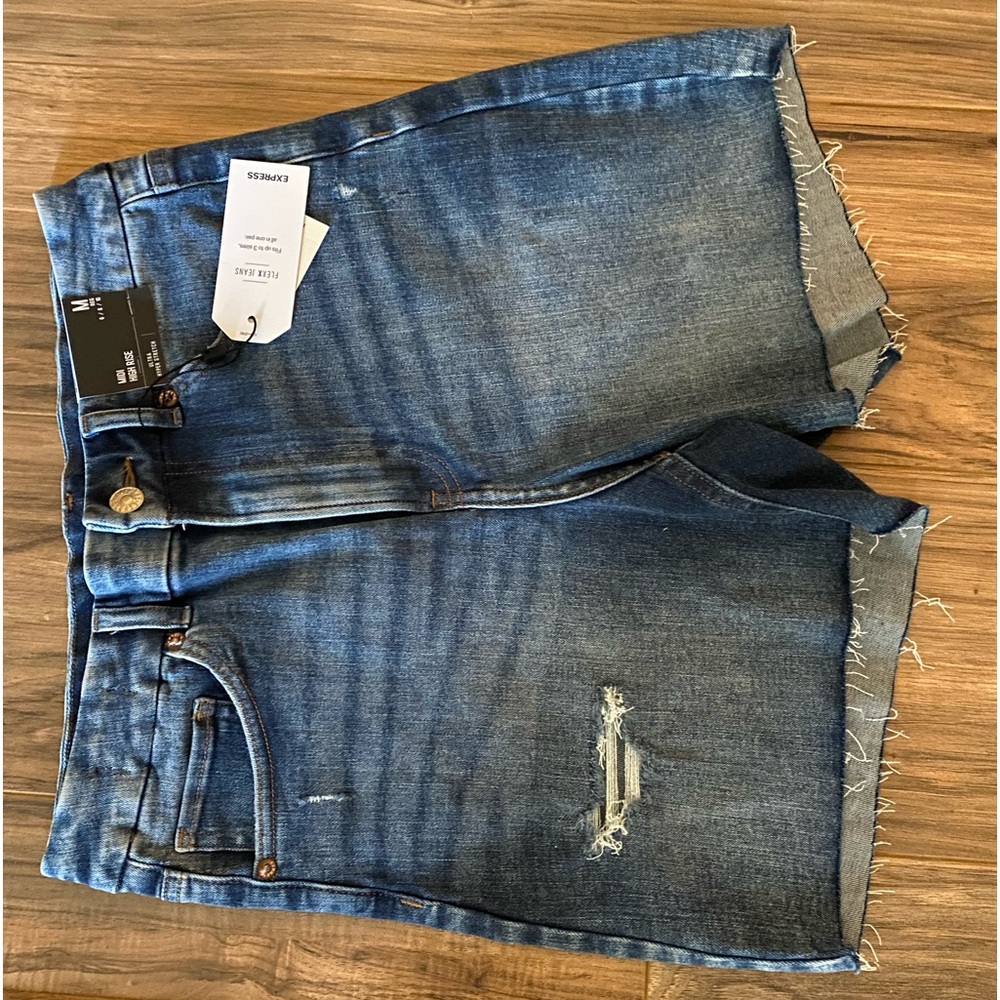 Expresss FlexX Blue Denim Midi High Rise cutoff shorts Size (M 6/8/10)